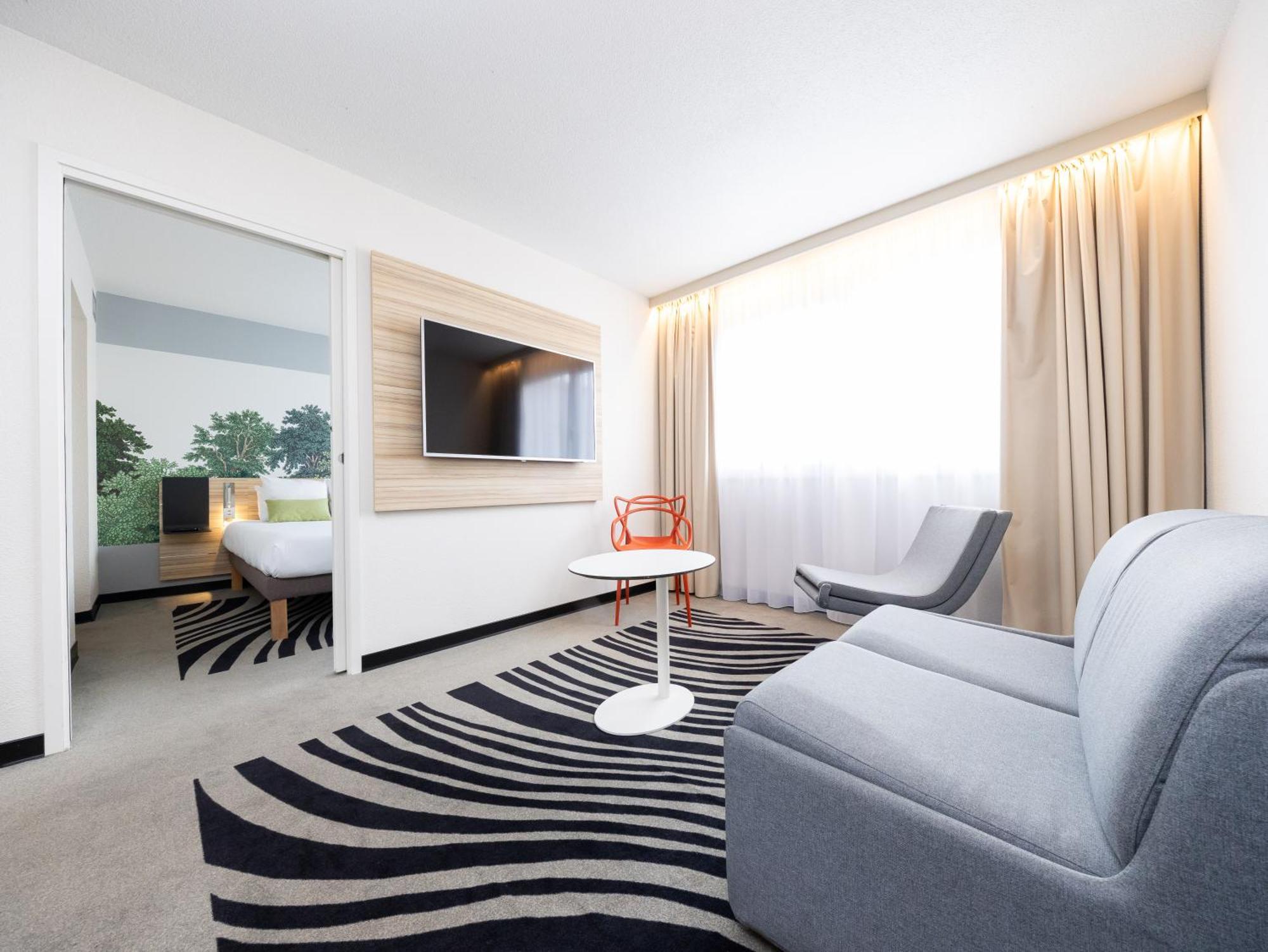 Novotel Suites Montpellier Antigone Exterior photo