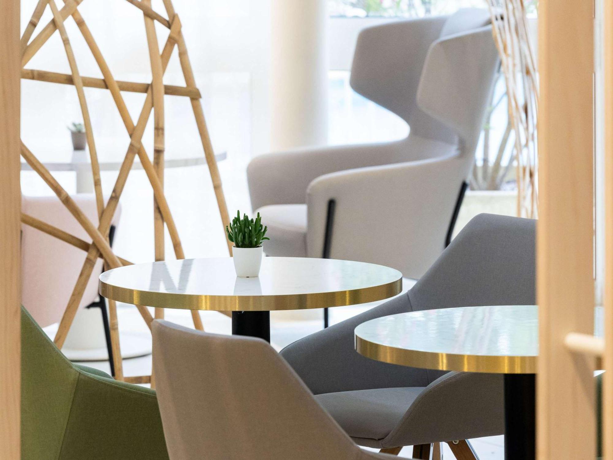 Novotel Suites Montpellier Antigone Exterior photo