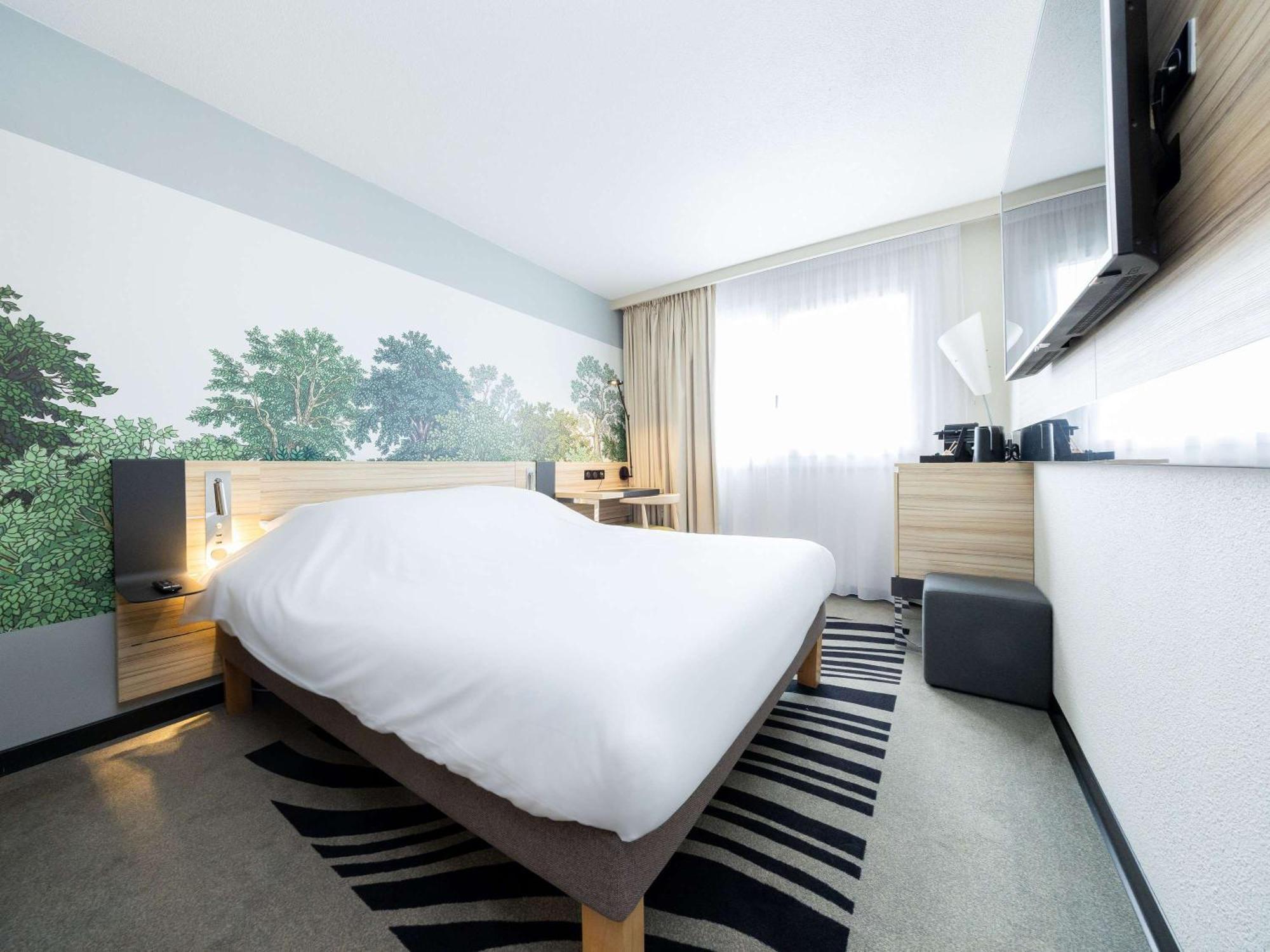 Novotel Suites Montpellier Antigone Exterior photo